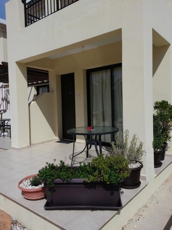 Faros Beach Paphos Eksteriør billede